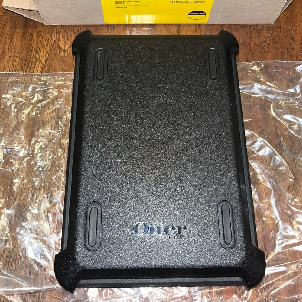 OtterBox Decender Series Tablet Case with Adjustable Stand 5th Gen iPad Mini